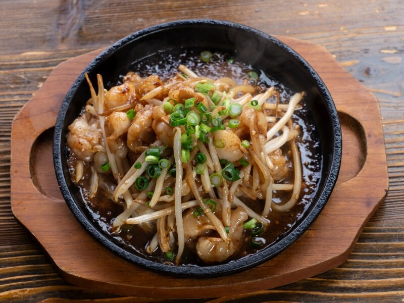 ホルモン鉄板焼